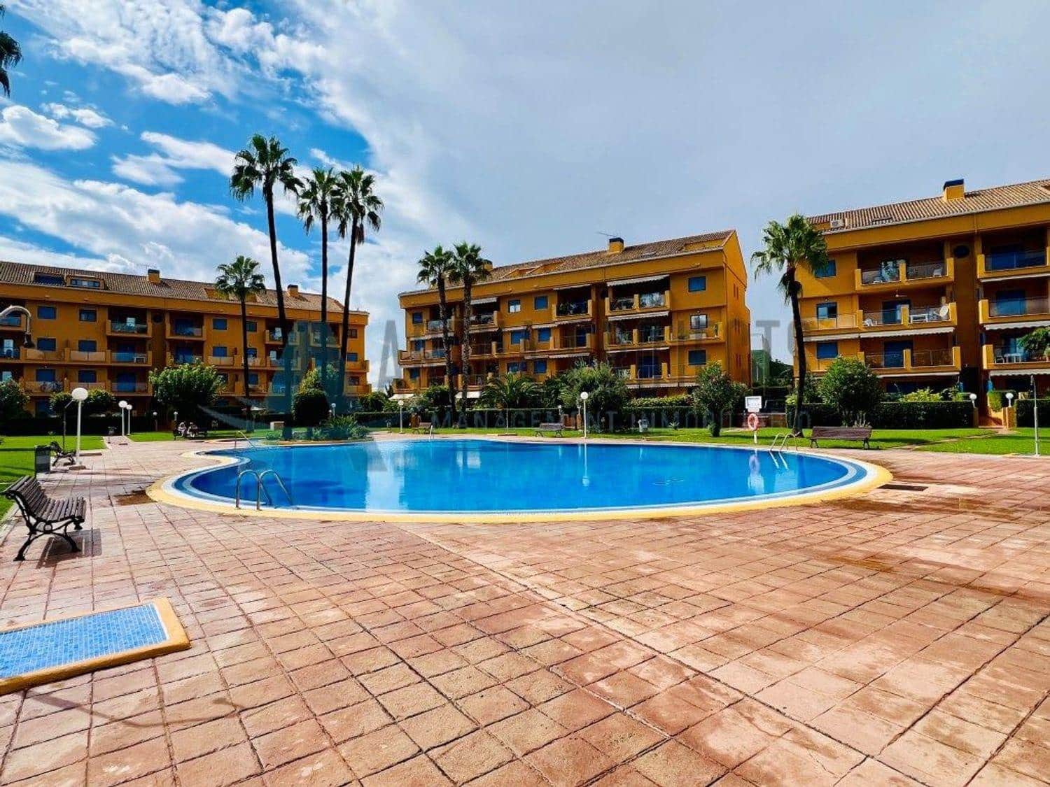 4 soveværelse Lejlighed til salg i Denia med swimmingpool garage - € 500.000 (Ref: 9024118)