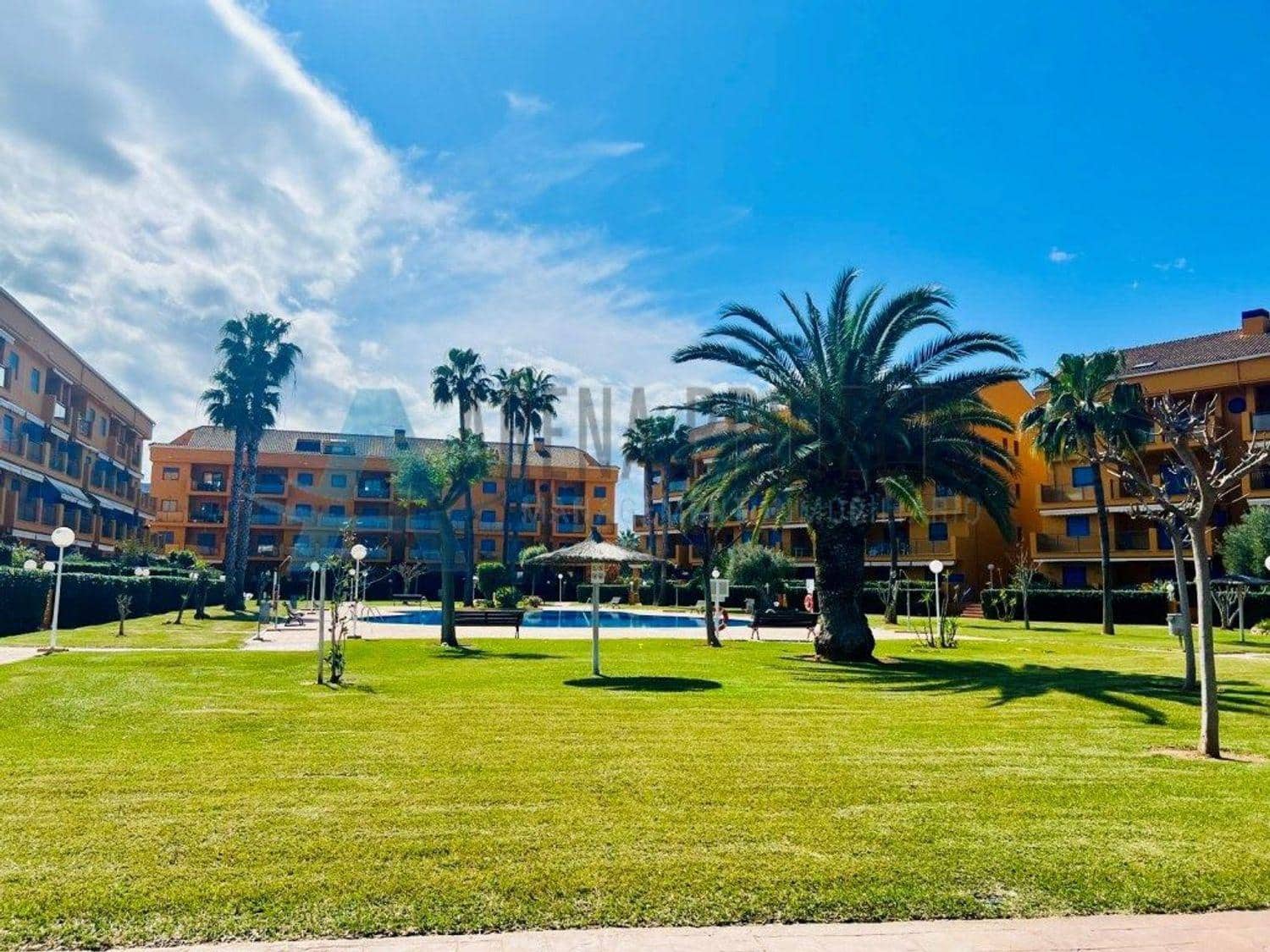 4 soveværelse Lejlighed til salg i Denia med swimmingpool garage - € 500.000 (Ref: 9024118)