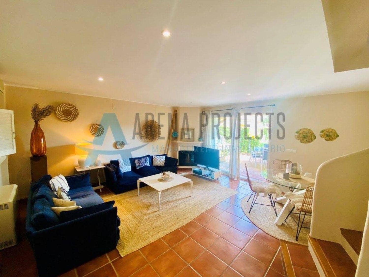 4 soveværelse Rækkehus til salg i Denia med swimmingpool garage - € 469.000 (Ref: 9116755)