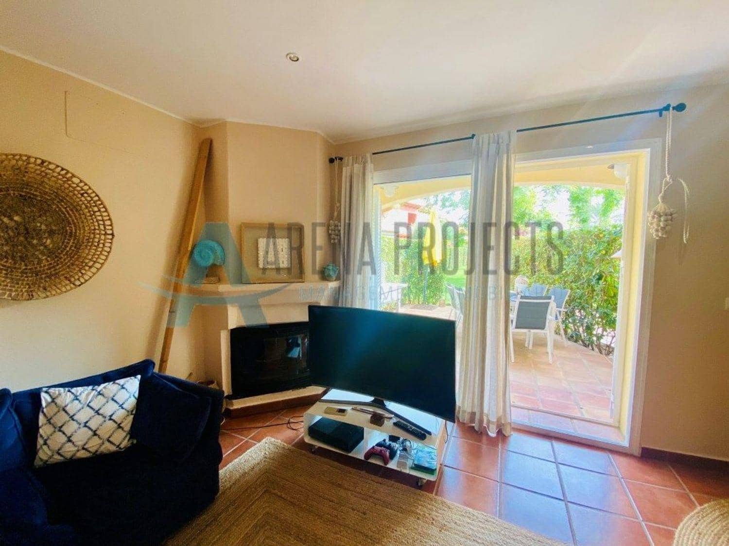 4 soveværelse Rækkehus til salg i Denia med swimmingpool garage - € 469.000 (Ref: 9116755)