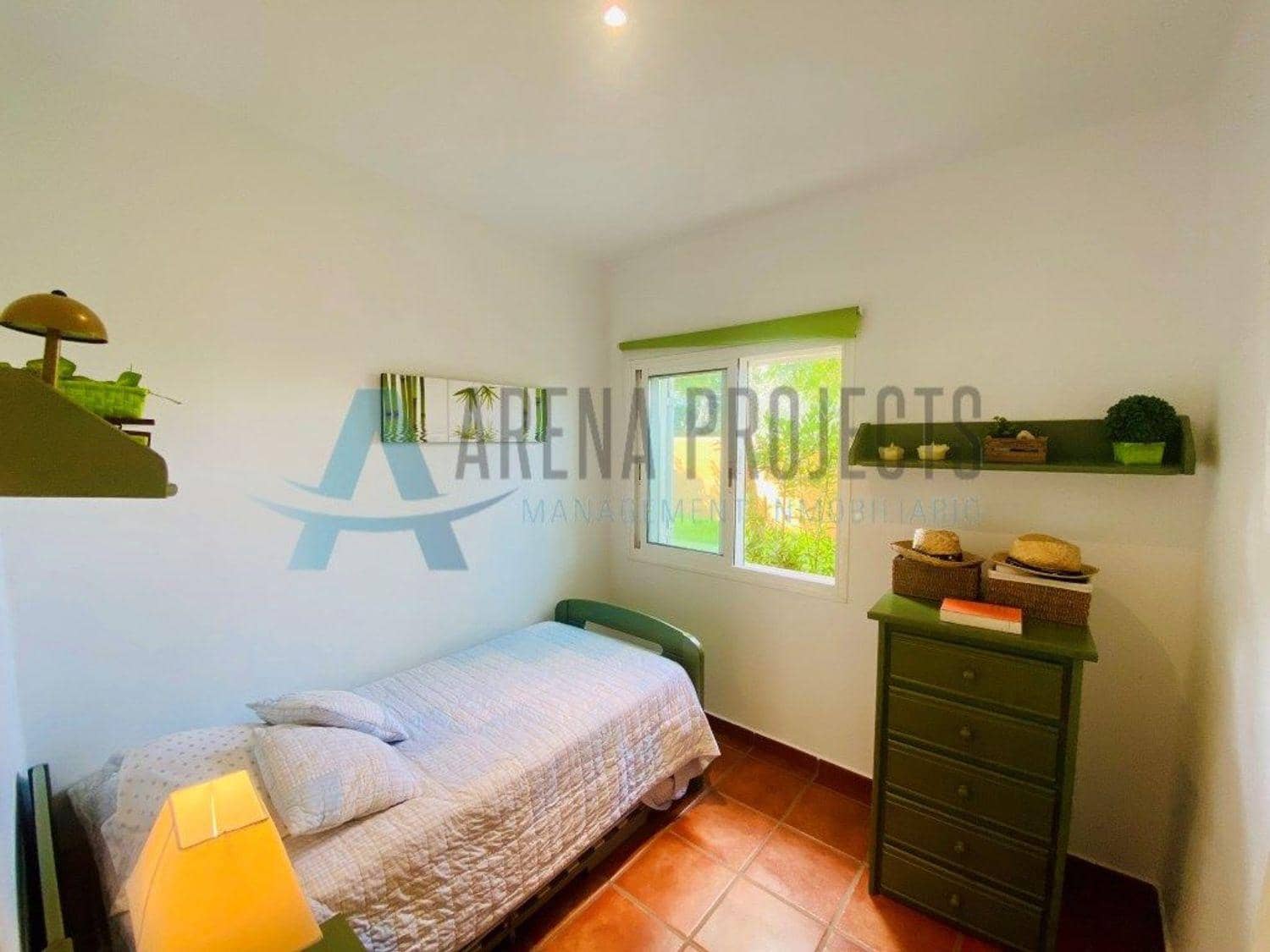 4 soveværelse Rækkehus til salg i Denia med swimmingpool garage - € 469.000 (Ref: 9116755)