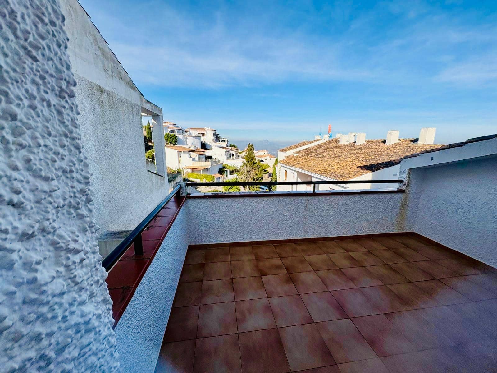 2 bedroom Apartment for sale in Pego with pool garage - € 128,500 (Ref: 9136195)