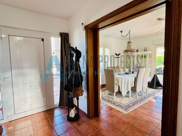 4 soveværelse Villa til salg i Dénia med garage - € 855.000 (Ref: 9239836)