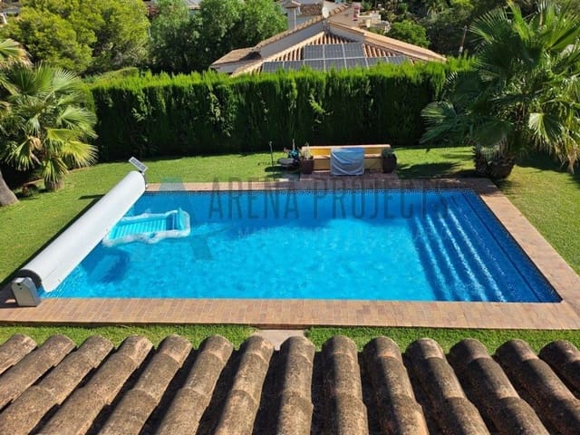 4 soveværelse Villa til salg i Dénia med garage - € 855.000 (Ref: 9239836)