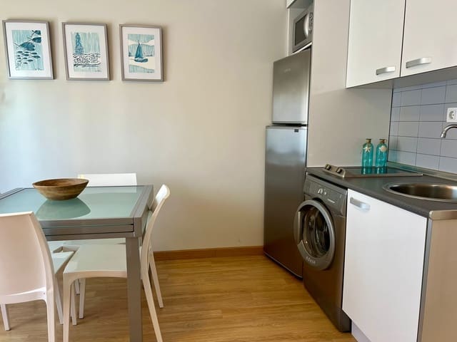 1 bedroom Studio for sale in Dénia with garage - € 115,000 (Ref: 9400117)