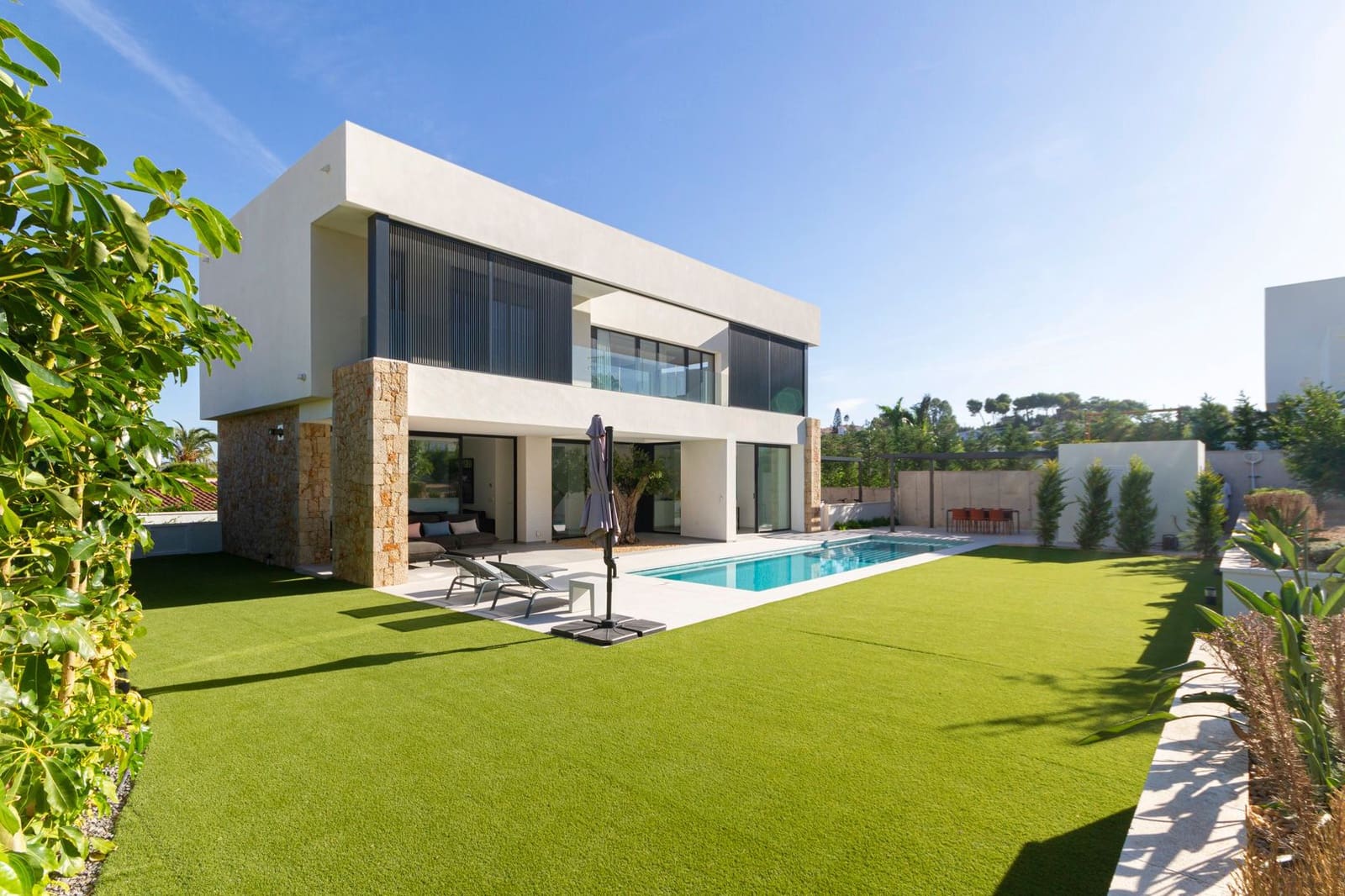 3 chambre Villa/Maison à vendre à Denia avec piscine garage - 1 295 000 € (Ref: 9400121)