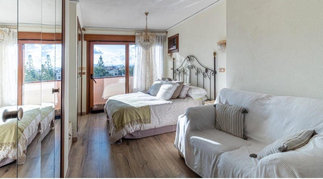 2 quarto Penthouse para venda em Denia com piscina garagem - 477 000 € (Ref: 9400123)