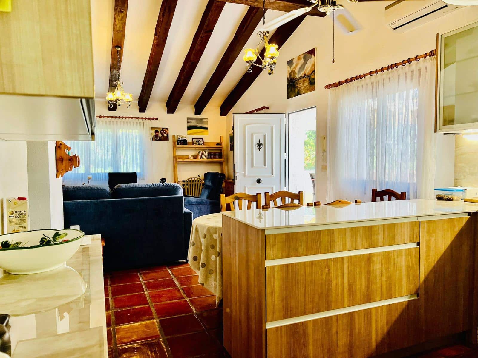 Chalet de 2 habitaciones en Dénia en venta - 346.000 € (Ref: 9402565)