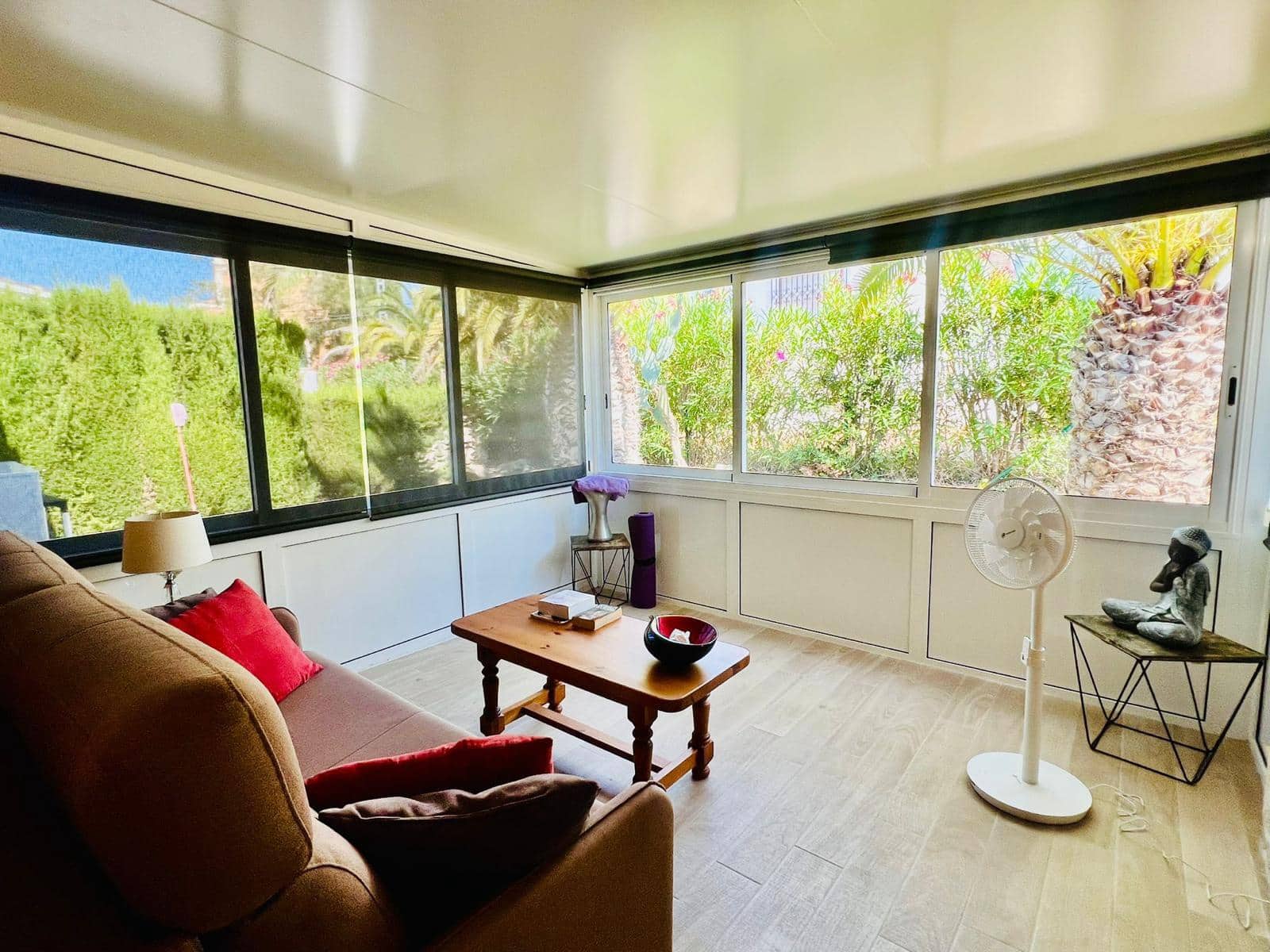 Chalet de 2 habitaciones en Dénia en venta - 346.000 € (Ref: 9402565)