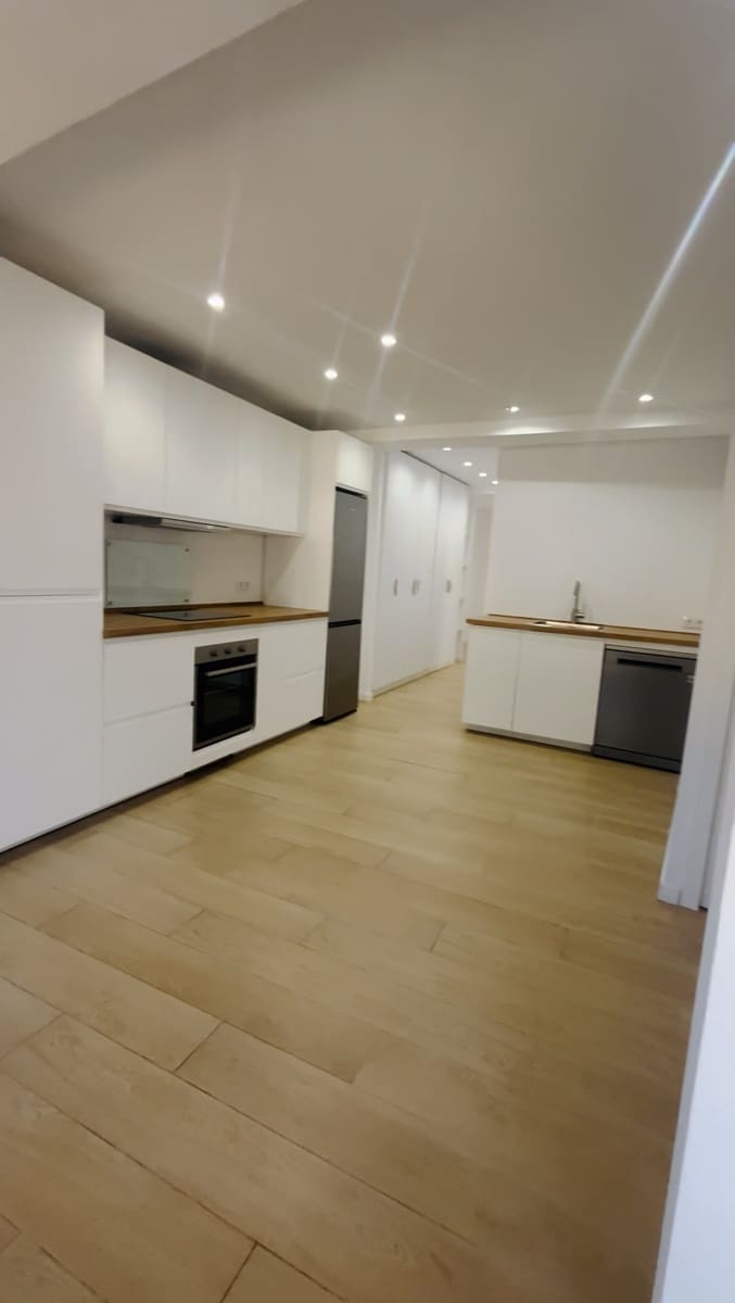 3 soveværelse Lejlighed til leje i Denia - € 1.200 (Ref: 9404630)