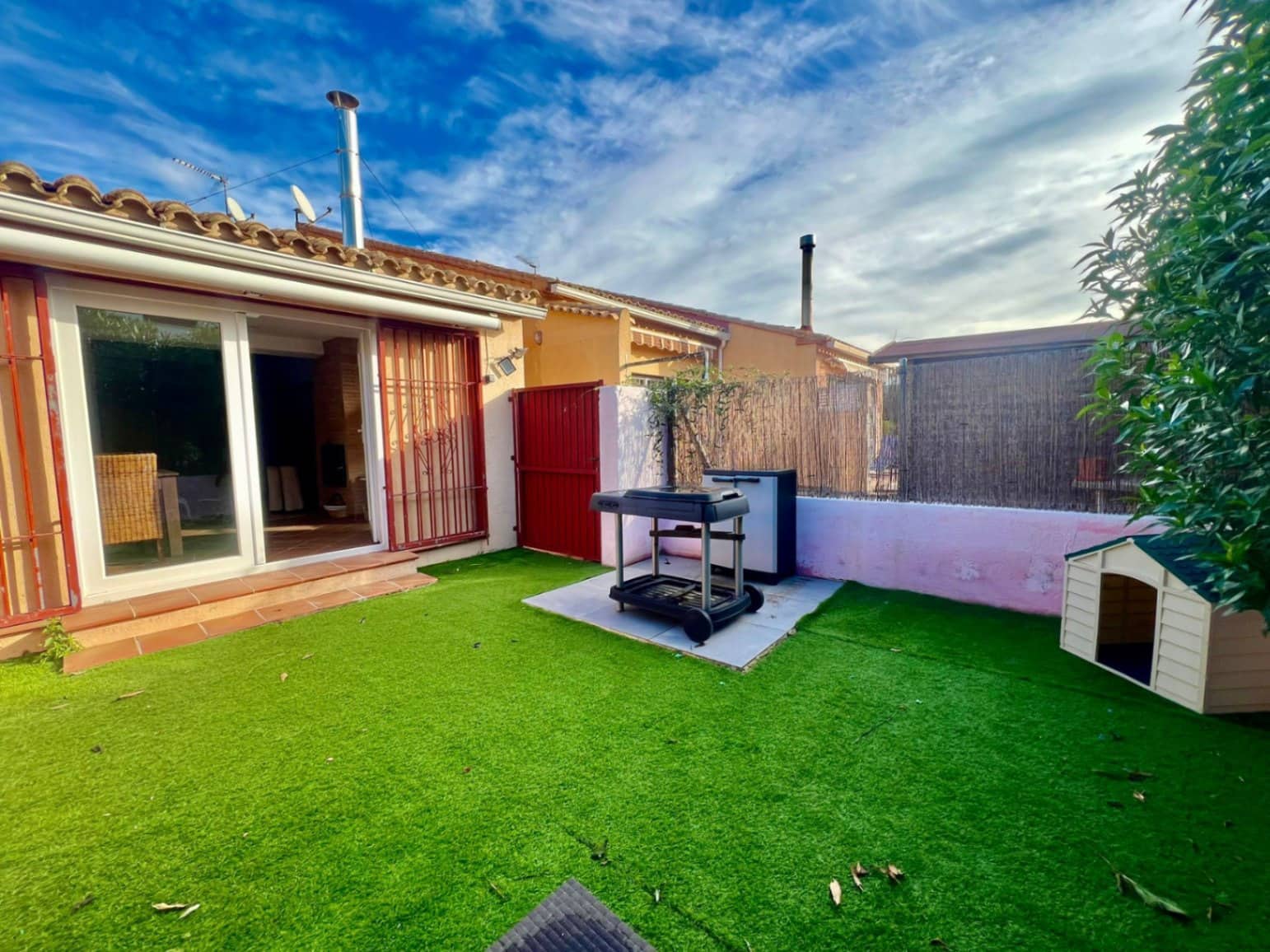 2 soveværelse Rækkehus til salg i Denia med garage - € 245.000 (Ref: 9431945)