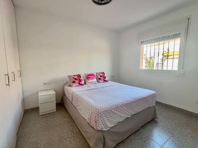 2 soveværelse Rækkehus til salg i Dénia med garage - € 245.000 (Ref: 9431945)