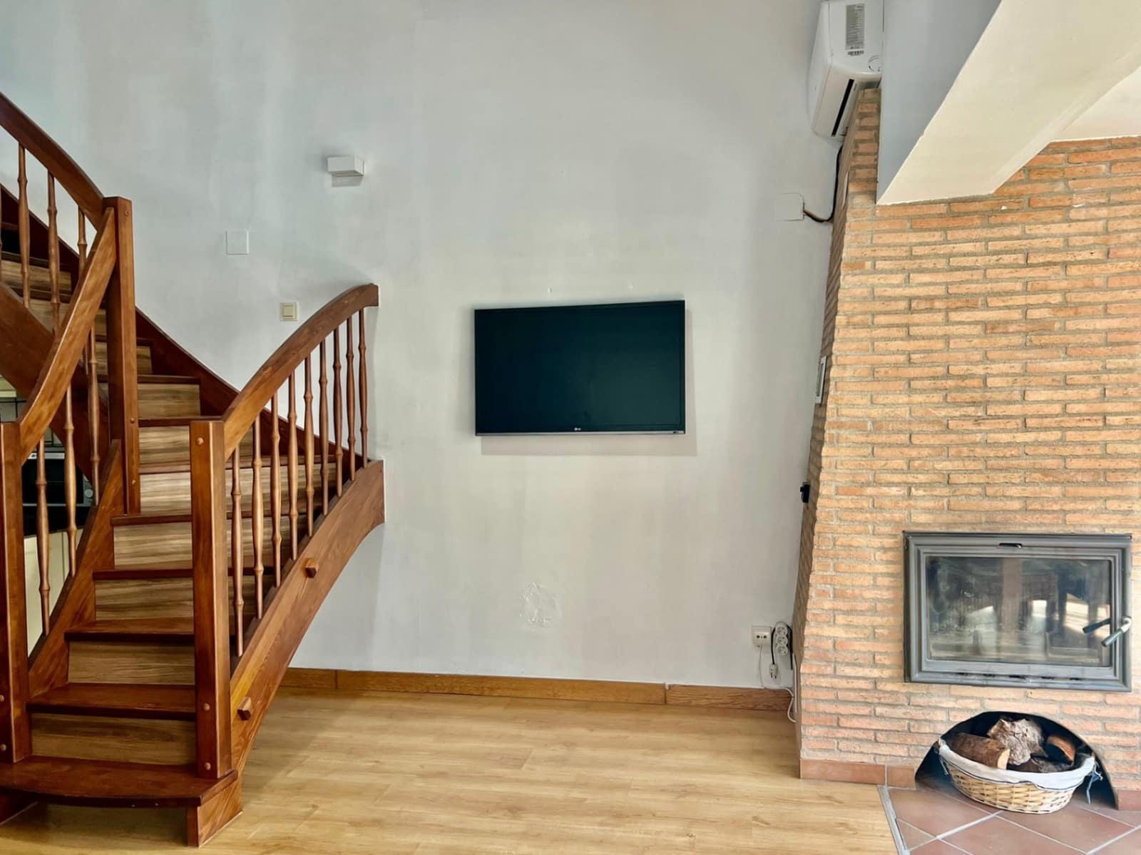 2 soveværelse Rækkehus til salg i Denia med garage - € 245.000 (Ref: 9431945)