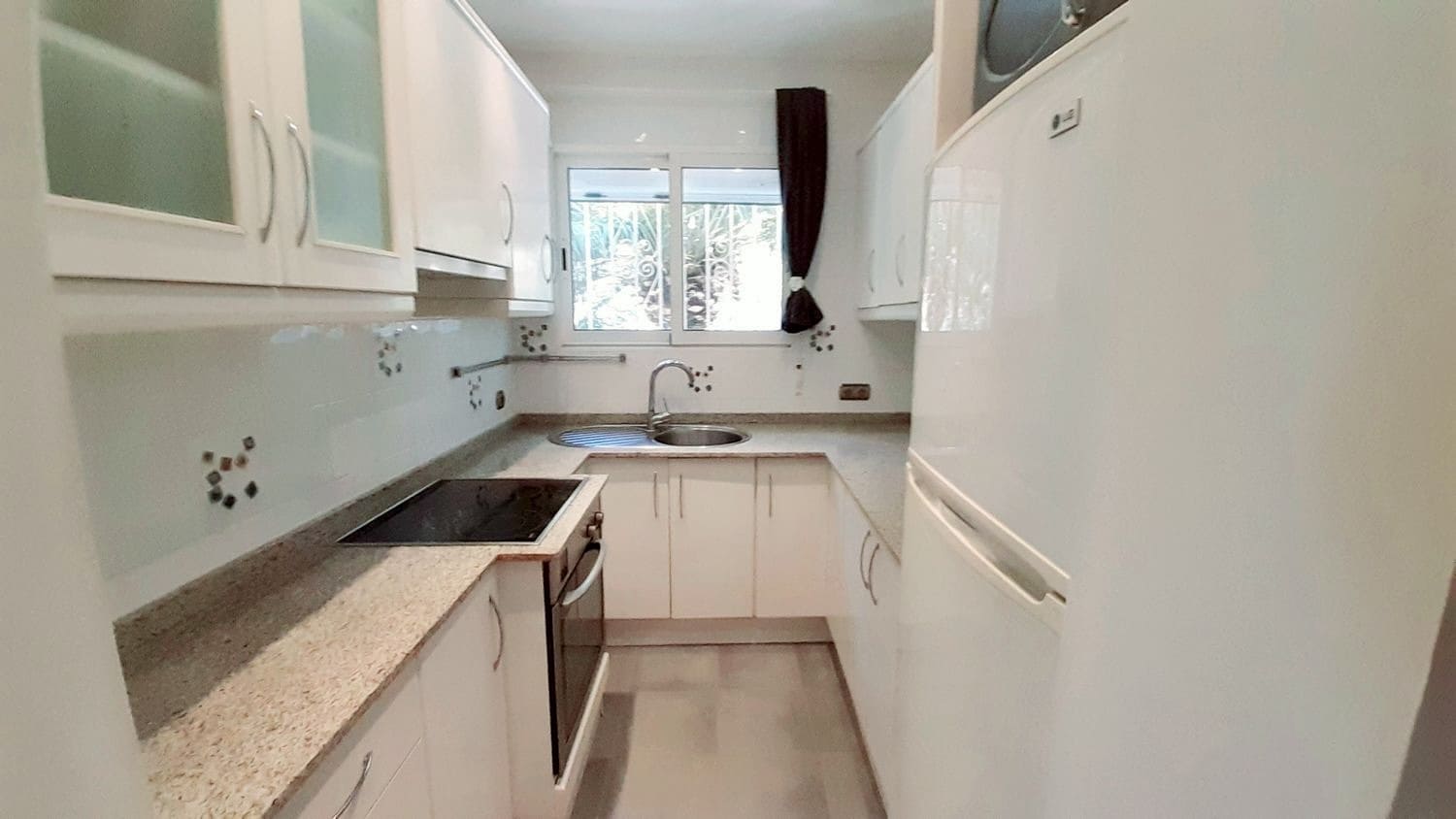 Chalet de 3 habitaciones en Dénia en venta con piscina - 399.000 € (Ref: 9438946)