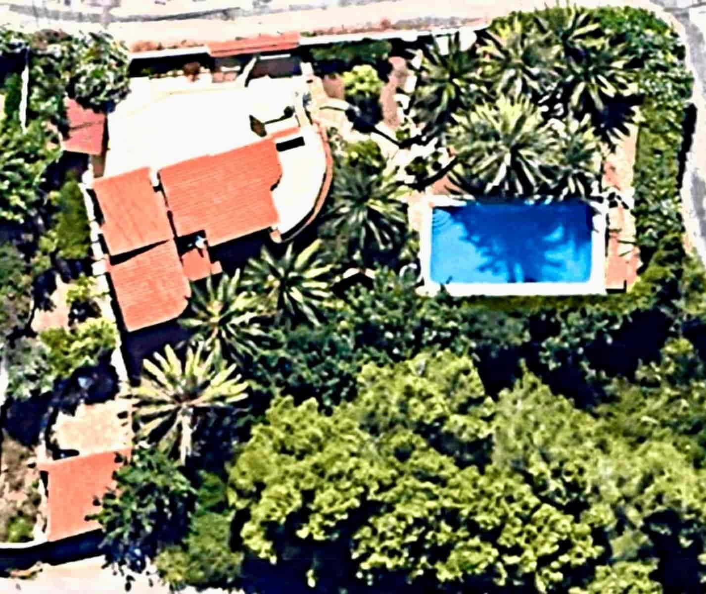 Chalet de 3 habitaciones en Dénia en venta con piscina - 399.000 € (Ref: 9438946)