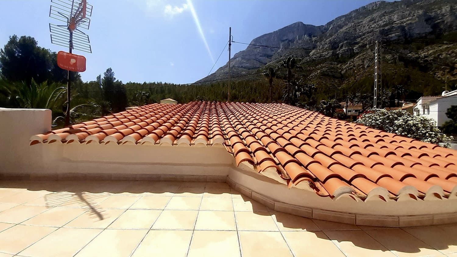 Chalet de 3 habitaciones en Dénia en venta con piscina - 399.000 € (Ref: 9438946)