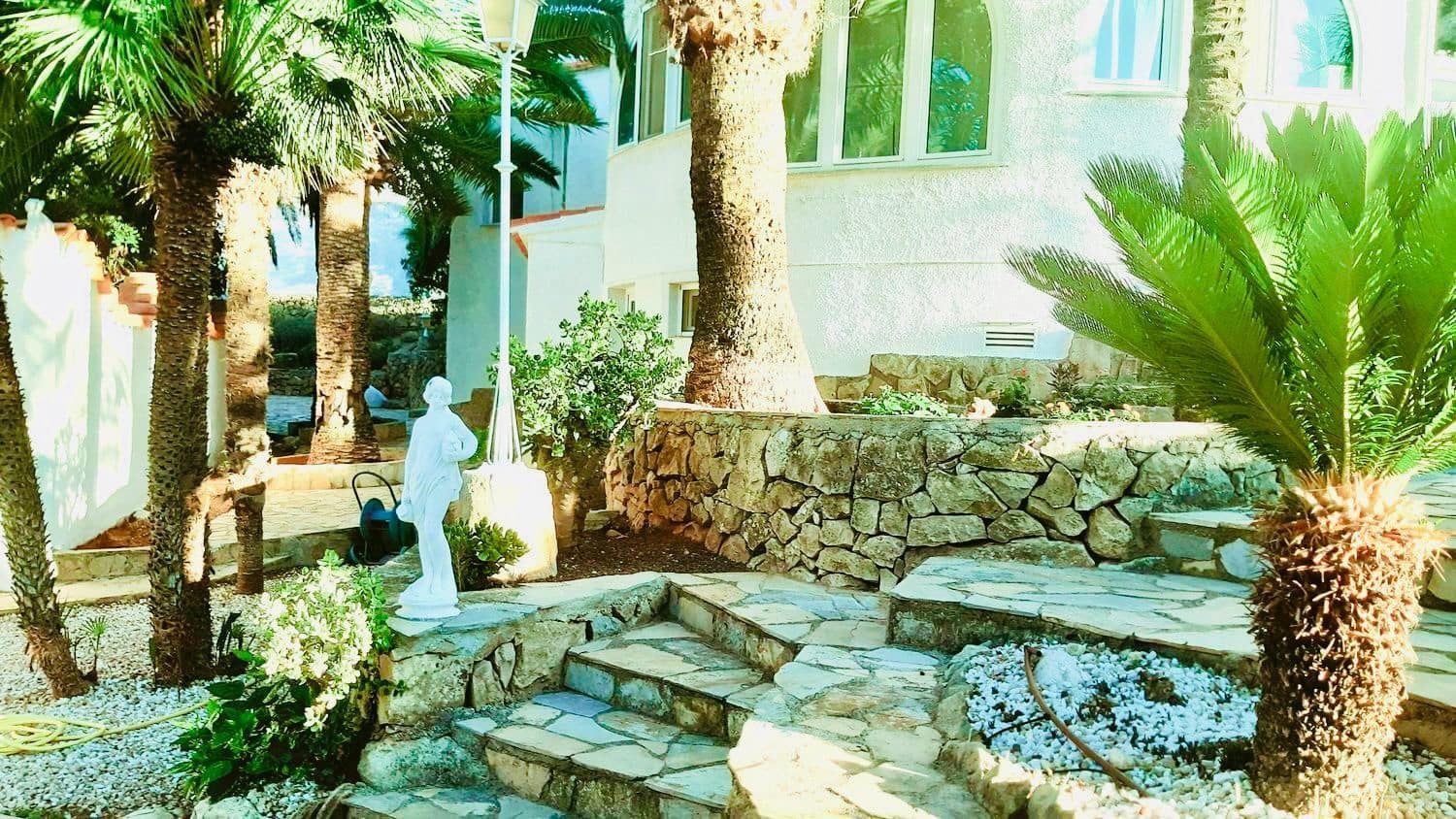 Chalet de 3 habitaciones en Dénia en venta con piscina - 399.000 € (Ref: 9438946)