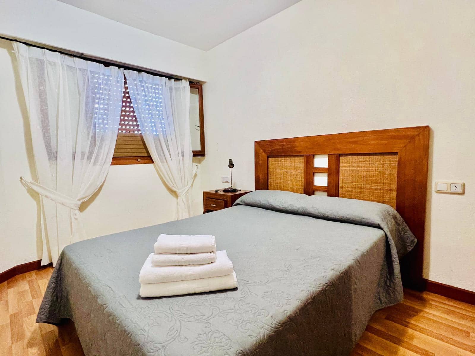 2 slaapkamer Appartement te huur in Pego - € 750 (Ref: 9453532)