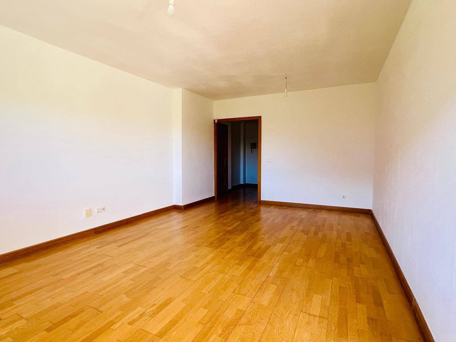 3 bedroom Flat for sale in Denia - € 265,000 (Ref: 9465924)