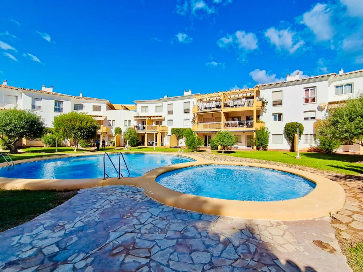 2 soveværelse Lejlighed til salg i Denia med swimmingpool garage - € 240.000 (Ref: 9490875)