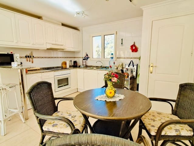 2 soveværelse Lejlighed til salg i Dénia med swimmingpool garage - € 240.000 (Ref: 9490875)