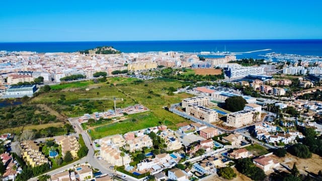 2 soveværelse Rækkehus til salg i Dénia med swimmingpool garage - € 309.000 (Ref: 9506593)