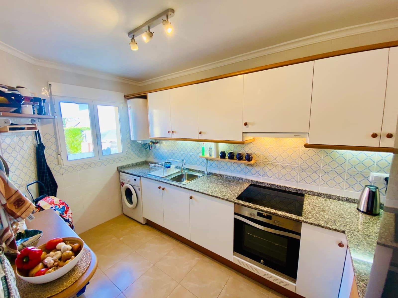 2 soveværelse Rækkehus til salg i Denia med swimmingpool garage - € 309.000 (Ref: 9506593)