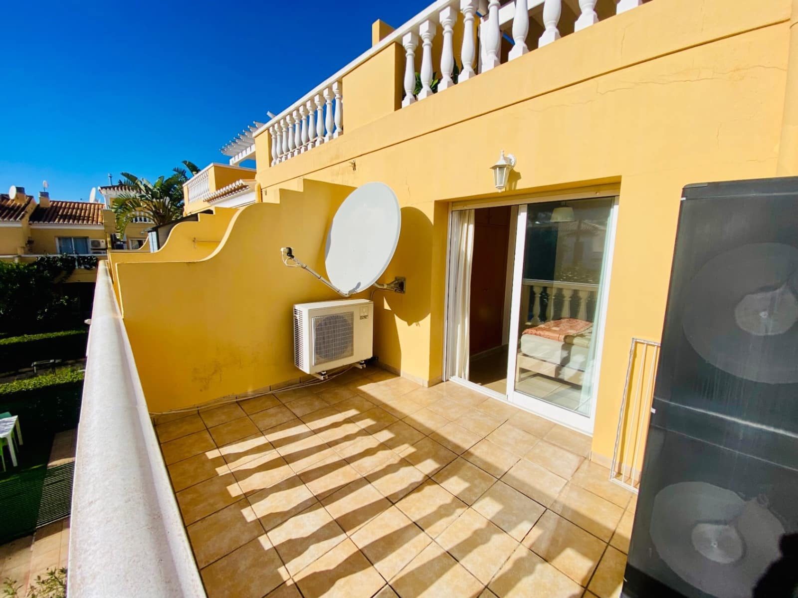 2 soveværelse Rækkehus til salg i Denia med swimmingpool garage - € 309.000 (Ref: 9506593)