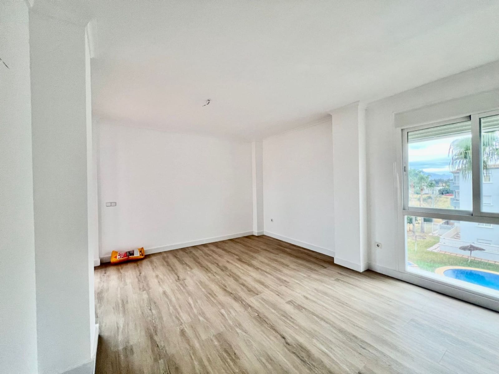 2 bedroom Apartment for sale in Denia with pool garage - € 270,000 (Ref: 9523344)