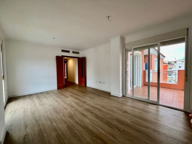 2 bedroom Apartment for sale in Dénia with pool garage - € 270,000 (Ref: 9523344)