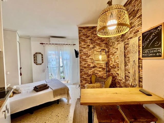 Studio te koop in Dénia met zwembad garage - € 115.000 (Ref: 9523345)