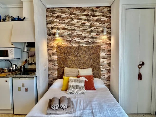 Studio te koop in Dénia met zwembad garage - € 115.000 (Ref: 9523345)