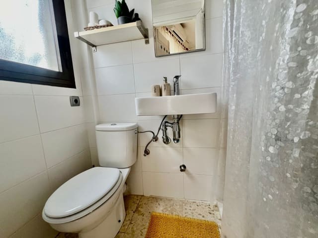 Studio te koop in Dénia met zwembad garage - € 115.000 (Ref: 9523345)