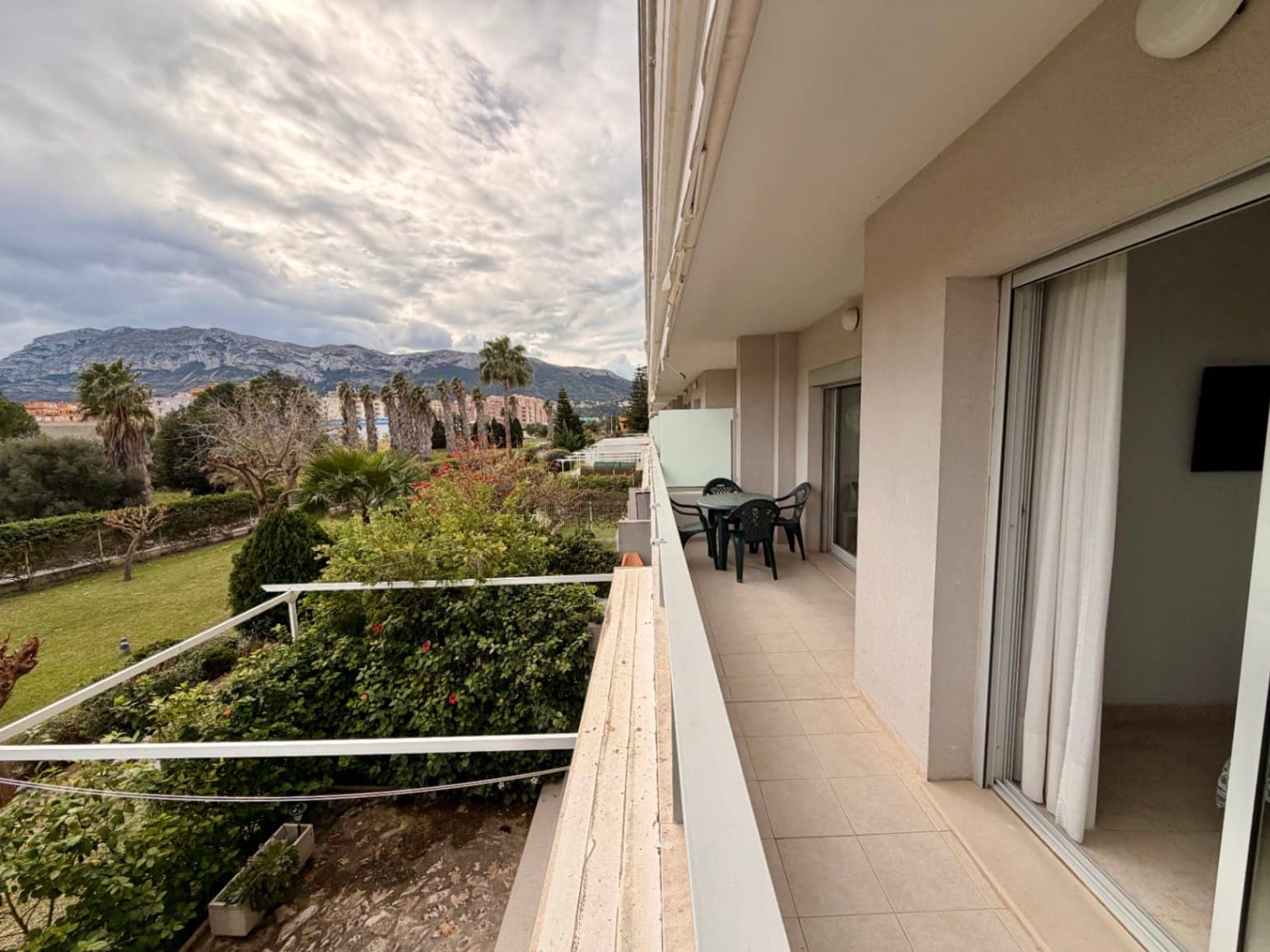 2 sovrum Lägenhet till salu i Denia med pool garage - 329 000 € (Ref: 9598095)