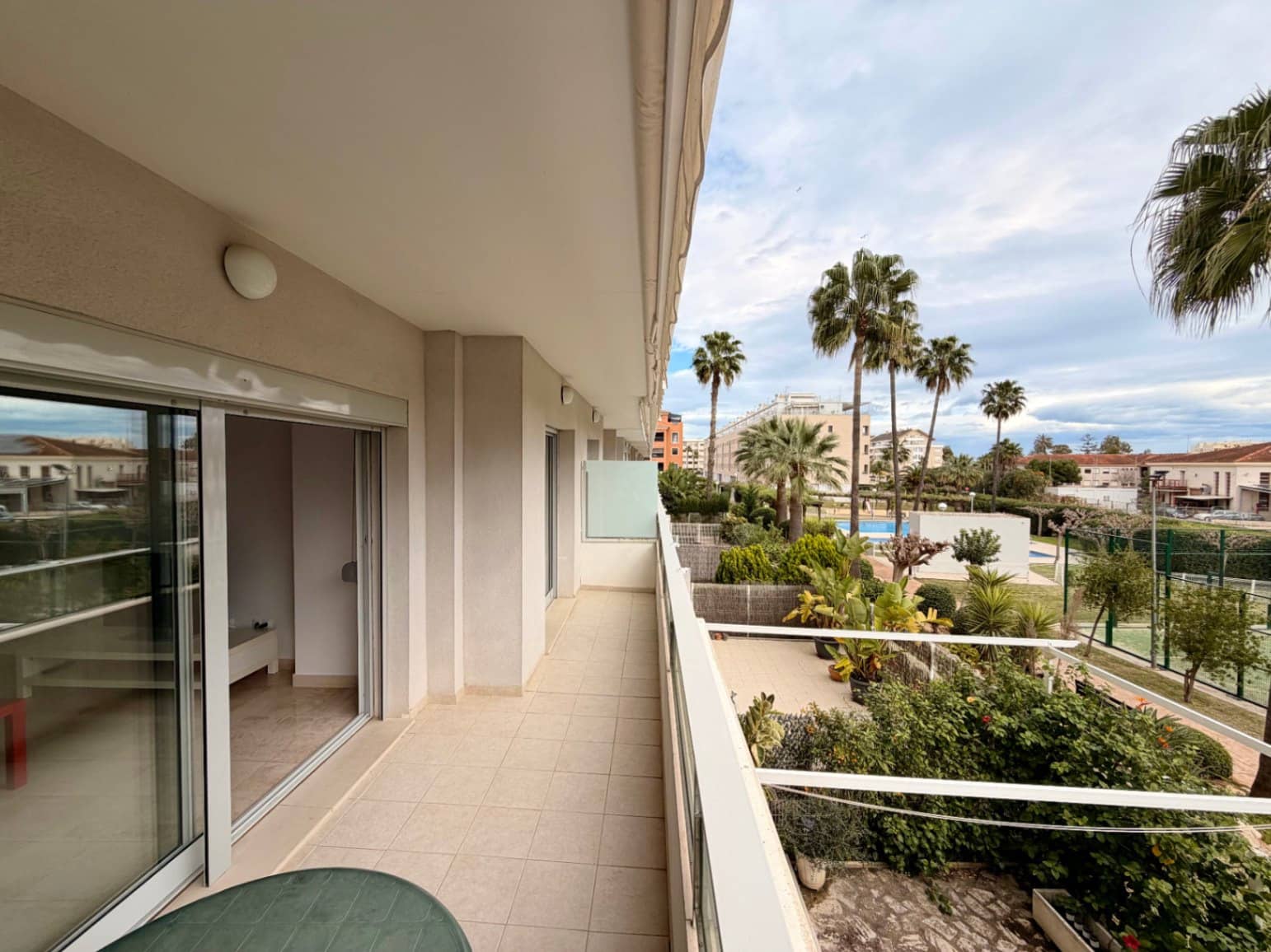 2 sovrum Lägenhet till salu i Denia med pool garage - 329 000 € (Ref: 9598095)