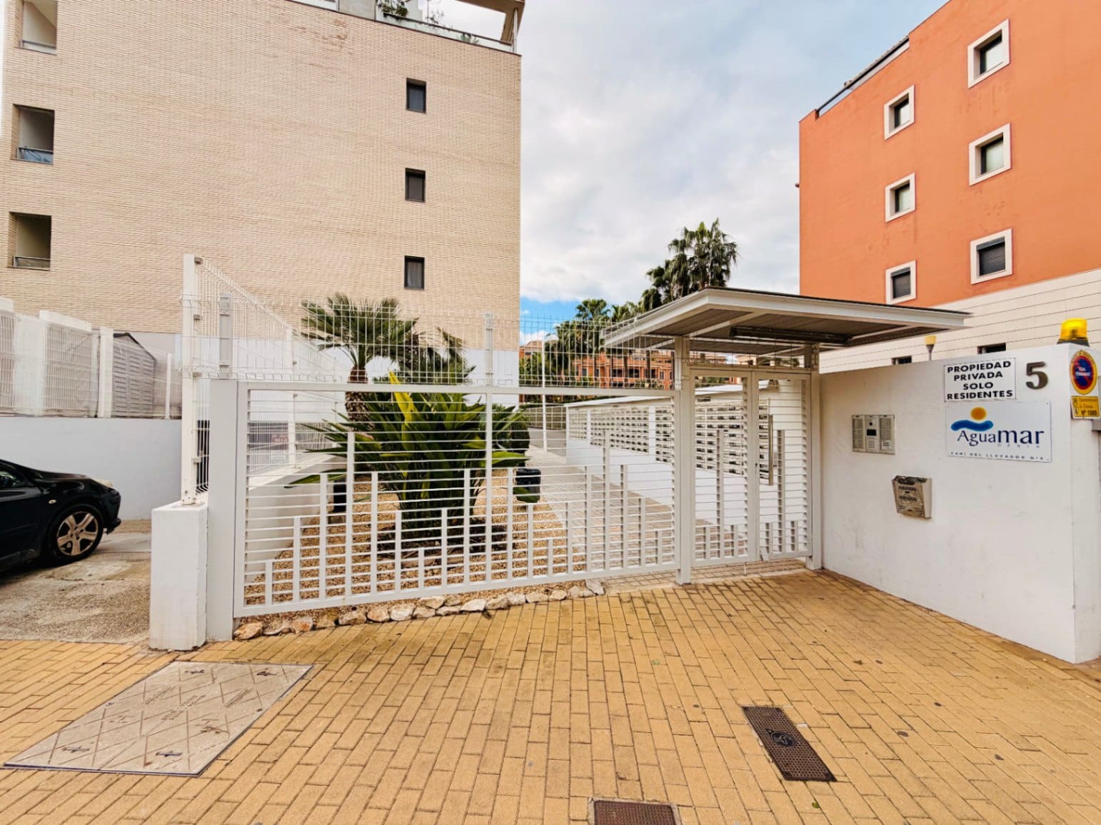 2 sovrum Lägenhet till salu i Denia med pool garage - 329 000 € (Ref: 9598095)