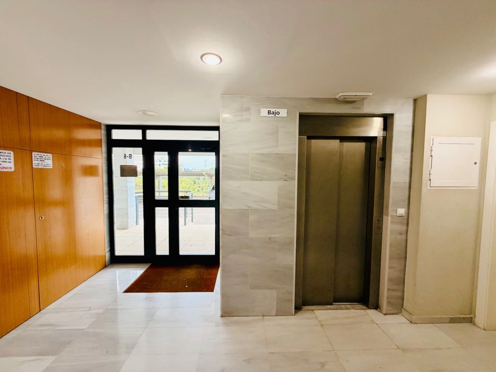 2 sovrum Lägenhet till salu i Denia med pool garage - 329 000 € (Ref: 9598095)