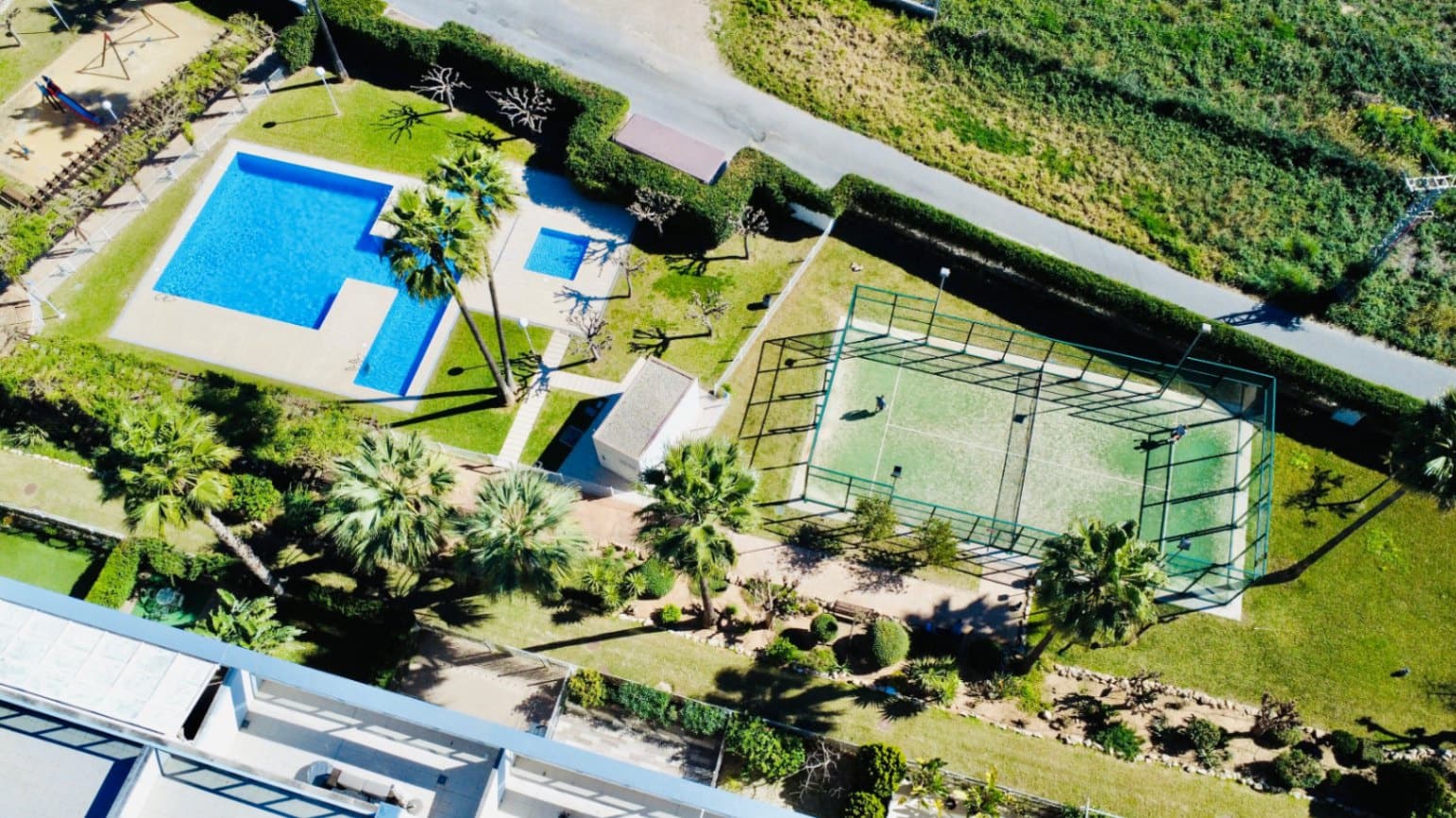 2 bedroom Apartment for sale in Denia with pool garage - € 329,000 (Ref: 9598095)