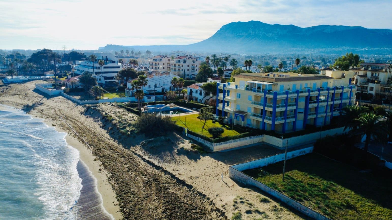 2 sovrum Lägenhet till salu i Denia med pool garage - 369 000 € (Ref: 9609943)