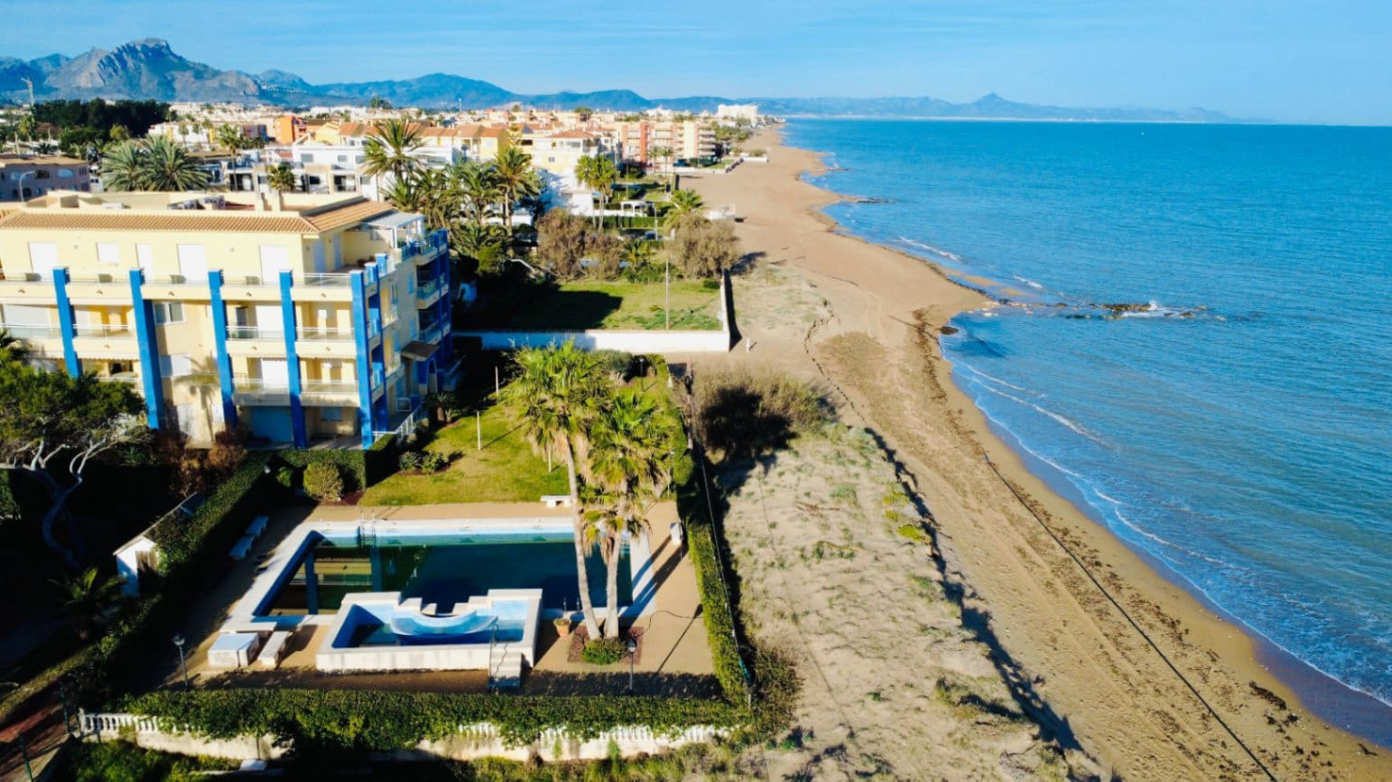 2 sovrum Lägenhet till salu i Denia med pool garage - 369 000 € (Ref: 9609943)