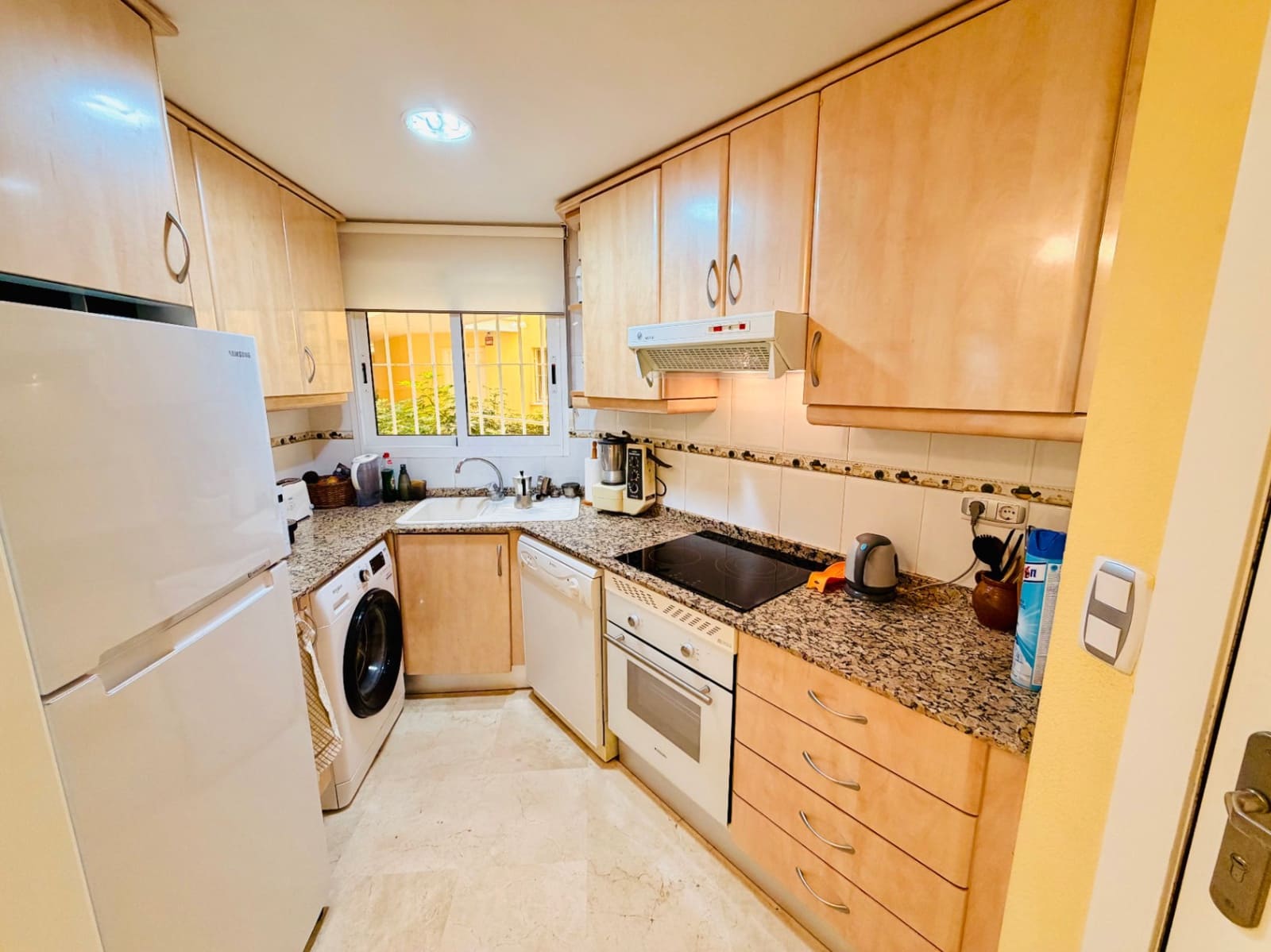 2 sovrum Lägenhet till salu i Denia med pool garage - 369 000 € (Ref: 9609943)