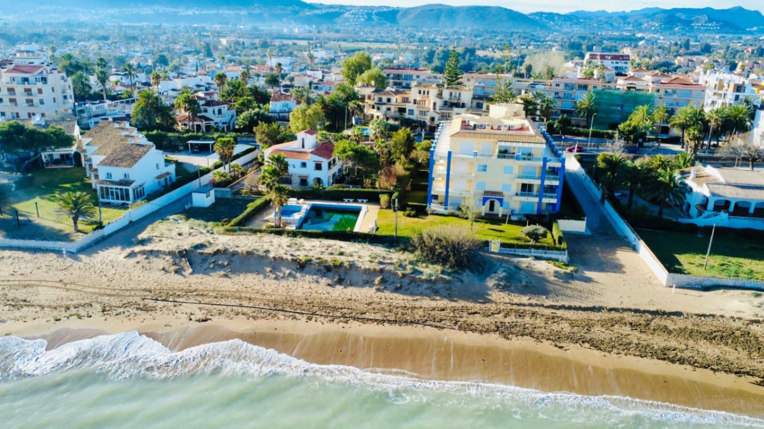 2 sovrum Lägenhet till salu i Denia med pool garage - 369 000 € (Ref: 9609943)