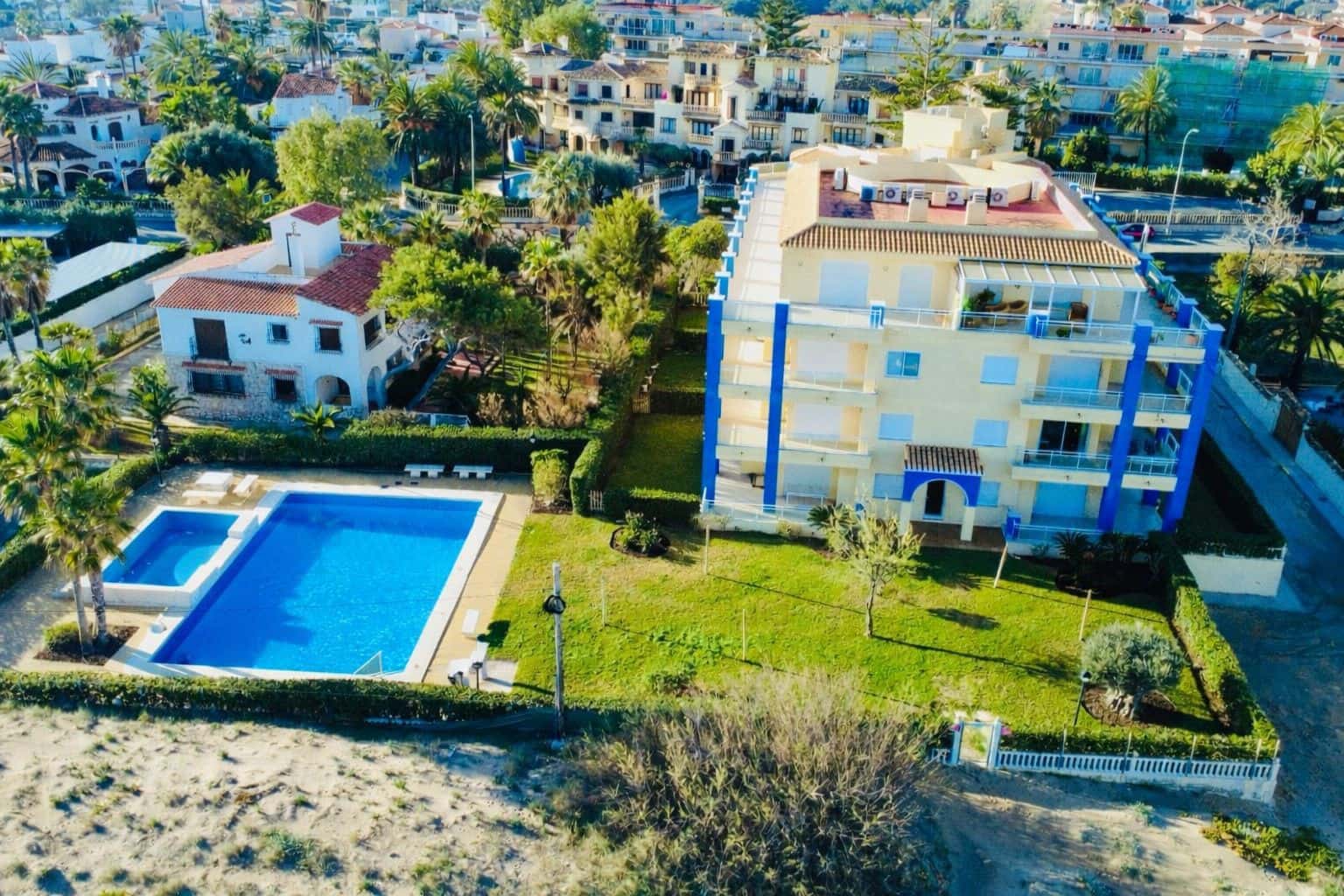2 bedroom Apartment for sale in Denia with pool garage - € 369,000 (Ref: 9609943)
