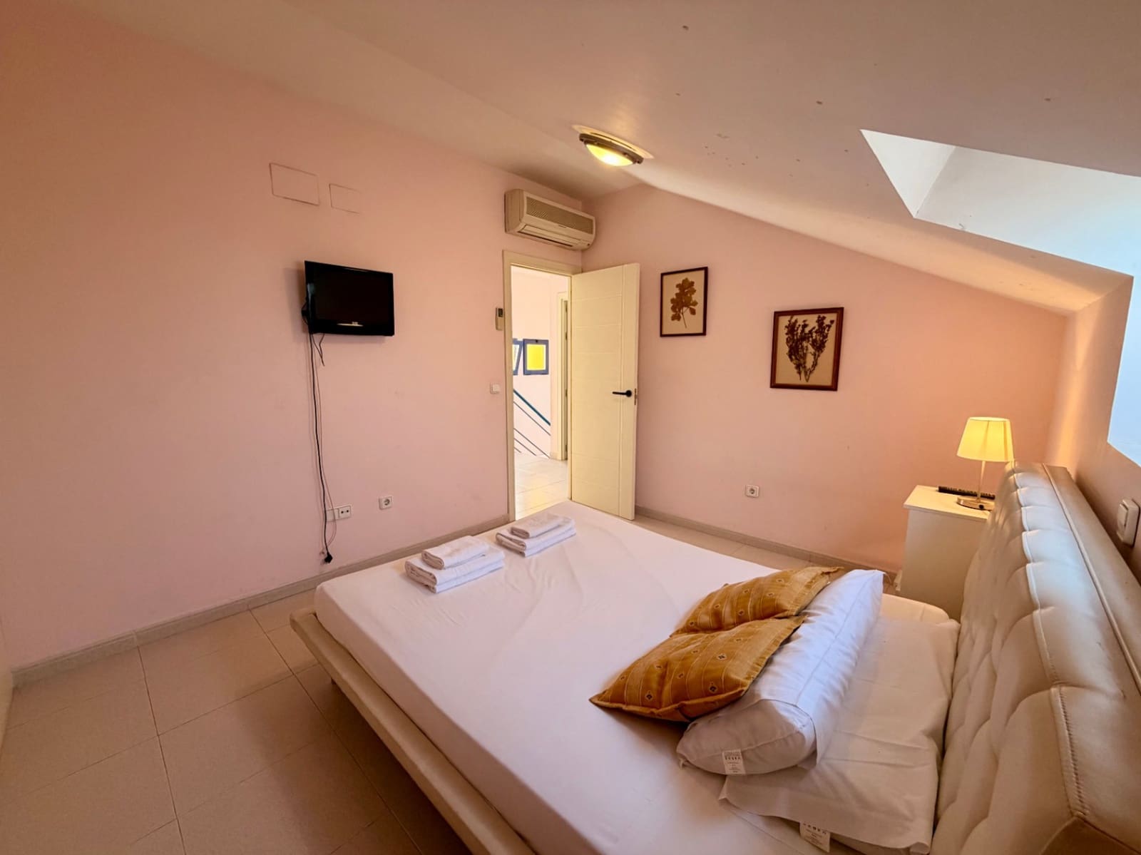 4 bedroom Apartment for sale in Denia with pool garage - € 460,000 (Ref: 9634934)