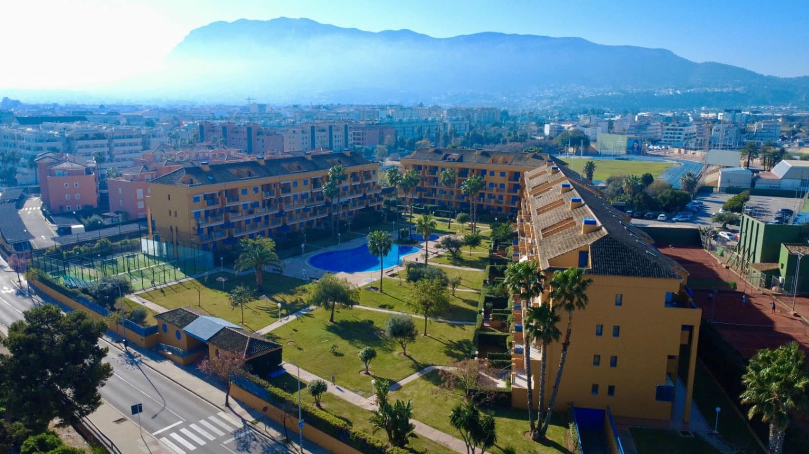 4 bedroom Apartment for sale in Denia with pool garage - € 460,000 (Ref: 9634934)