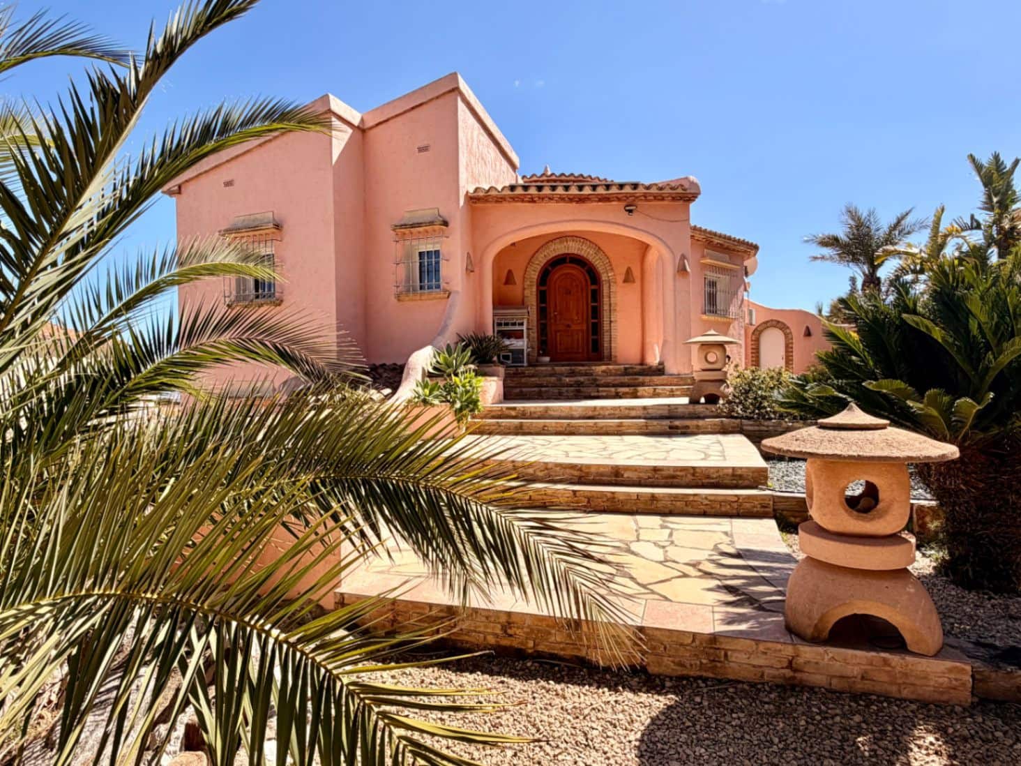 3 bedroom Villa for sale in Calpe / Calp with pool garage - € 575,000 (Ref: 9743998)