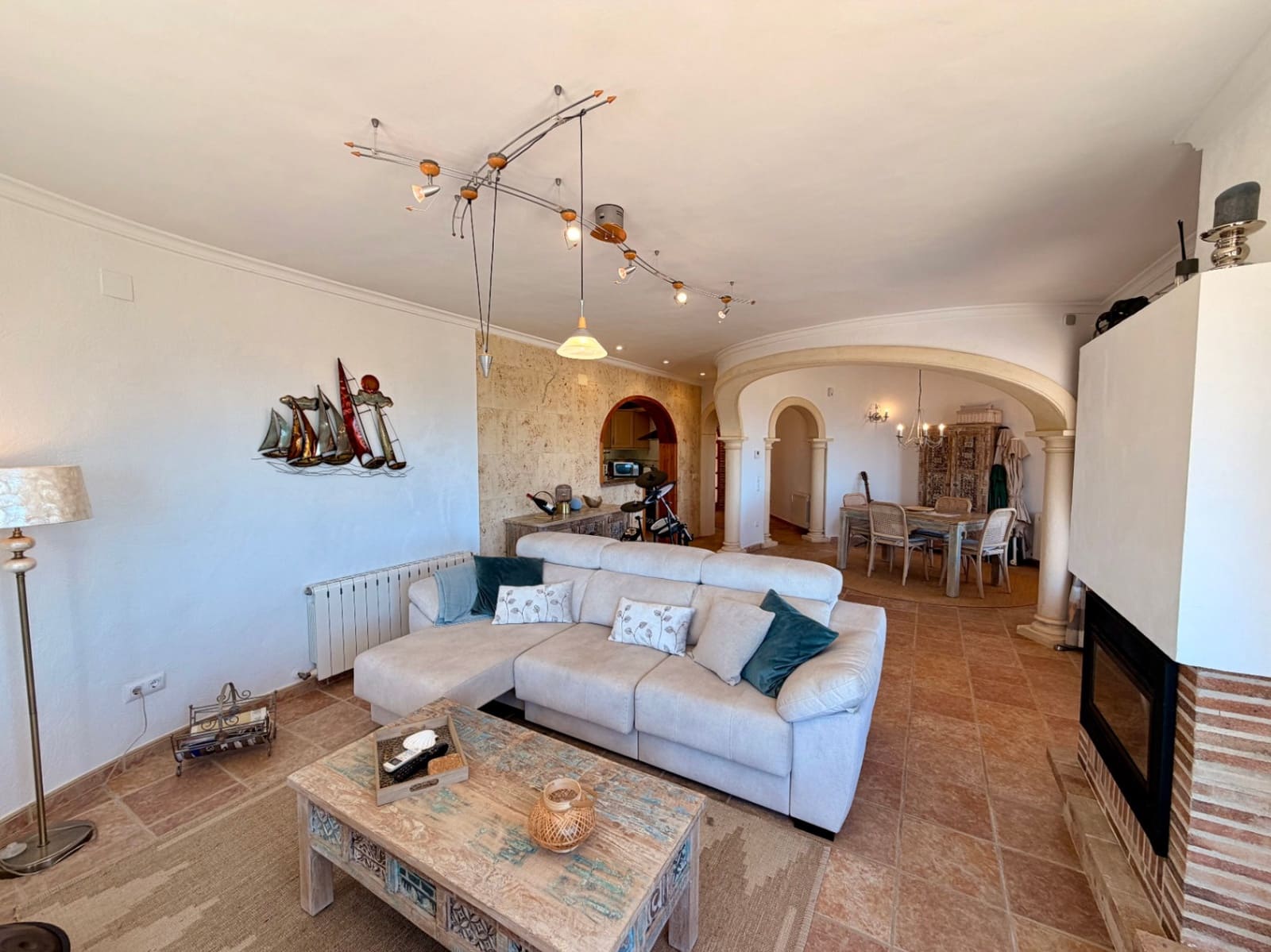 3 bedroom Villa for sale in Calpe / Calp with pool garage - € 575,000 (Ref: 9743998)