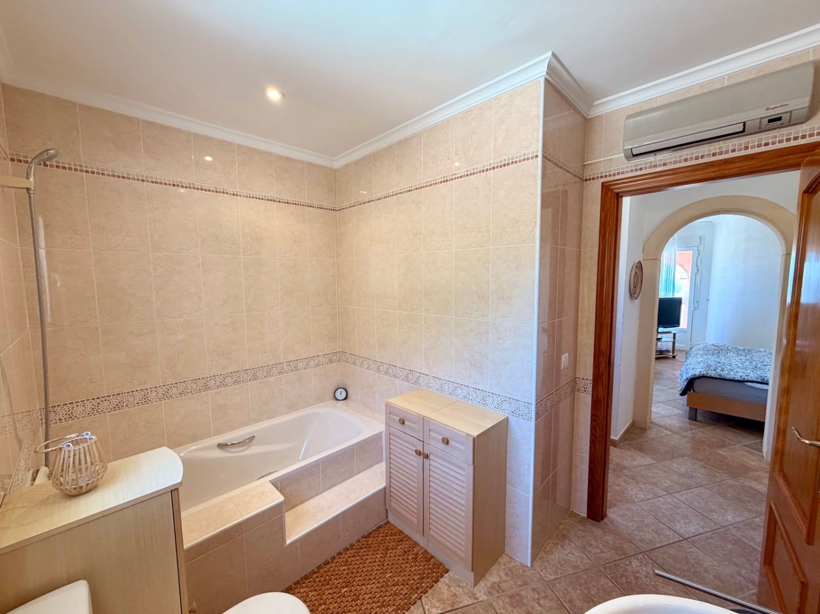 3 bedroom Villa for sale in Calpe / Calp with pool garage - € 575,000 (Ref: 9743998)