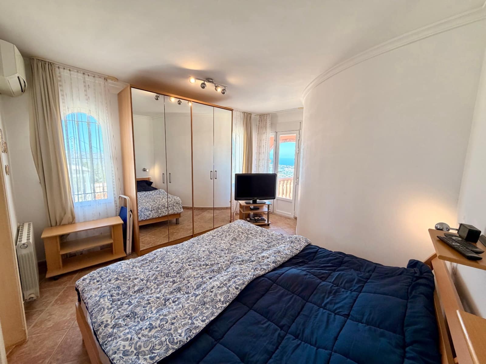 3 bedroom Villa for sale in Calpe / Calp with pool garage - € 575,000 (Ref: 9743998)