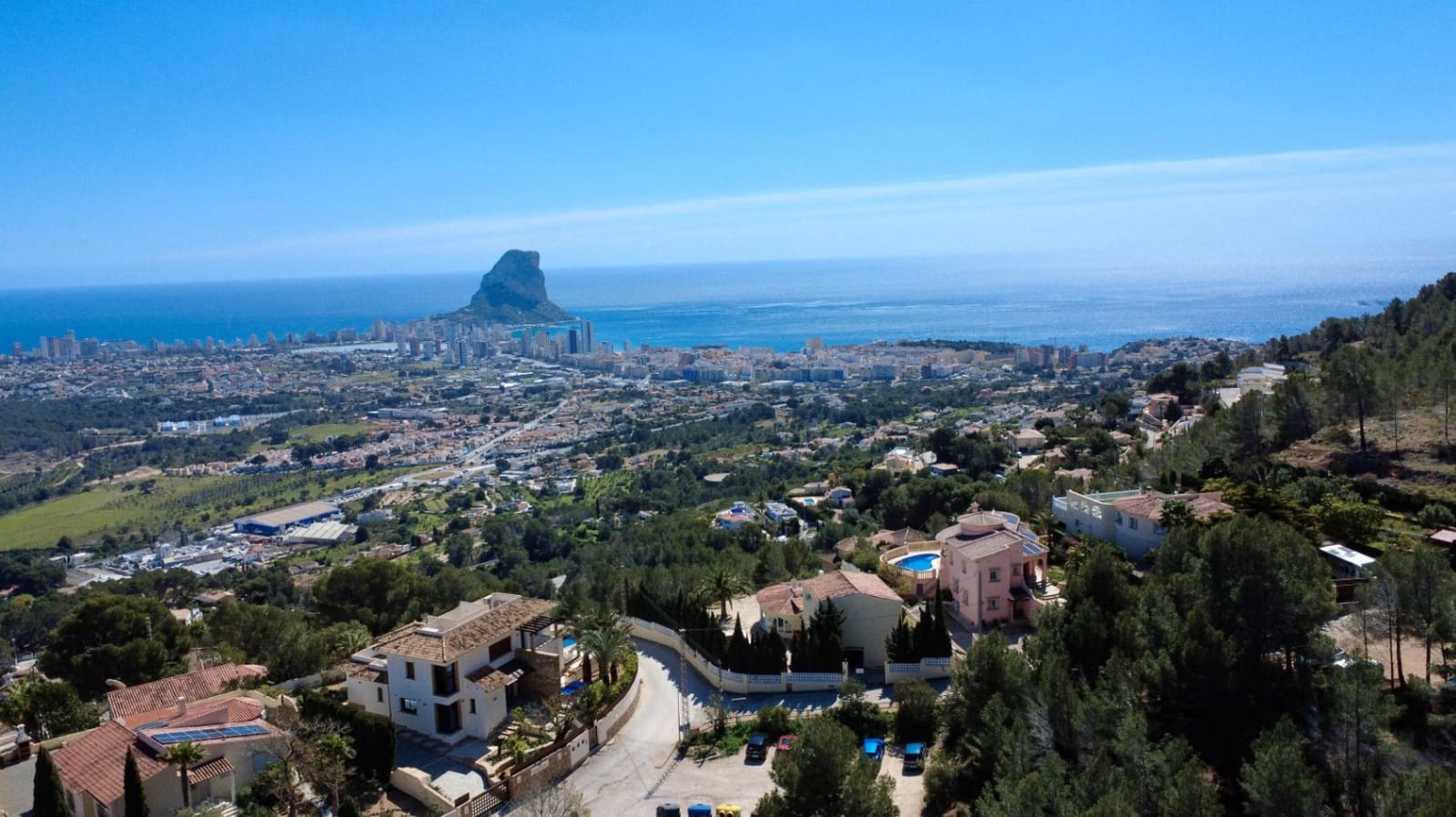 3 bedroom Villa for sale in Calpe / Calp with pool garage - € 575,000 (Ref: 9743998)